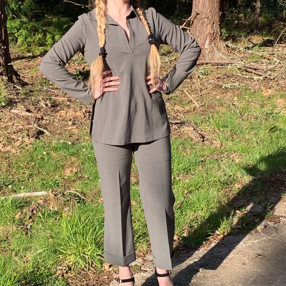 Theory Grey Pantsuit Lycra/Wool Pant & Jacket M 8 - Picture 4 of 16